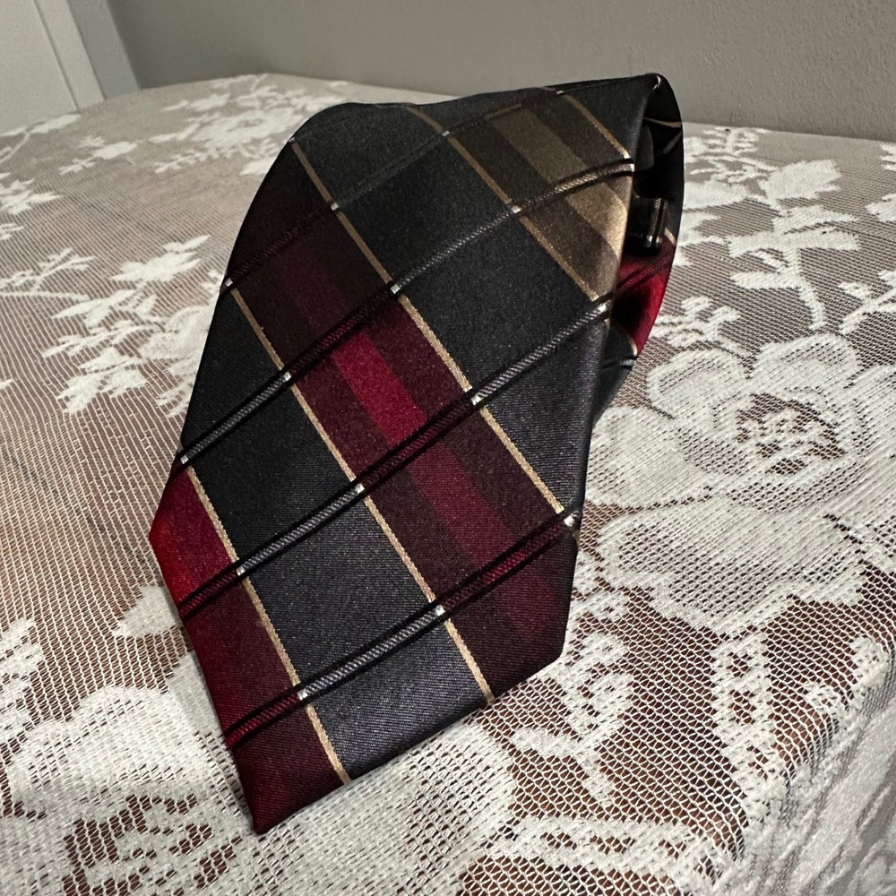 Calvin Klein Necktie‎ Mens OS Burgundy Black Plaid New Silk 821F 80055